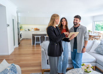 The Step-by-Step Selling Process Used by Estate Agents in Grantham